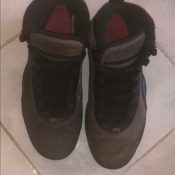 Jordan 10 - Picture 2 of 7